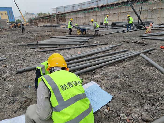 日照螺栓球网架结构